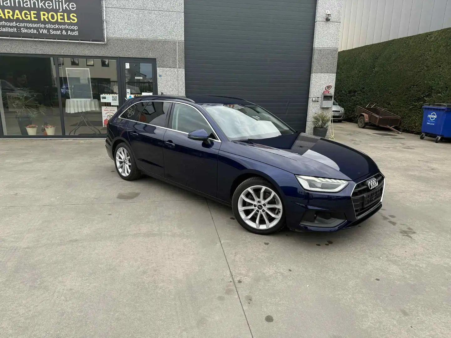 Audi A4 A4 Avant 35 TFSI S tronic advanced Blauw - 2