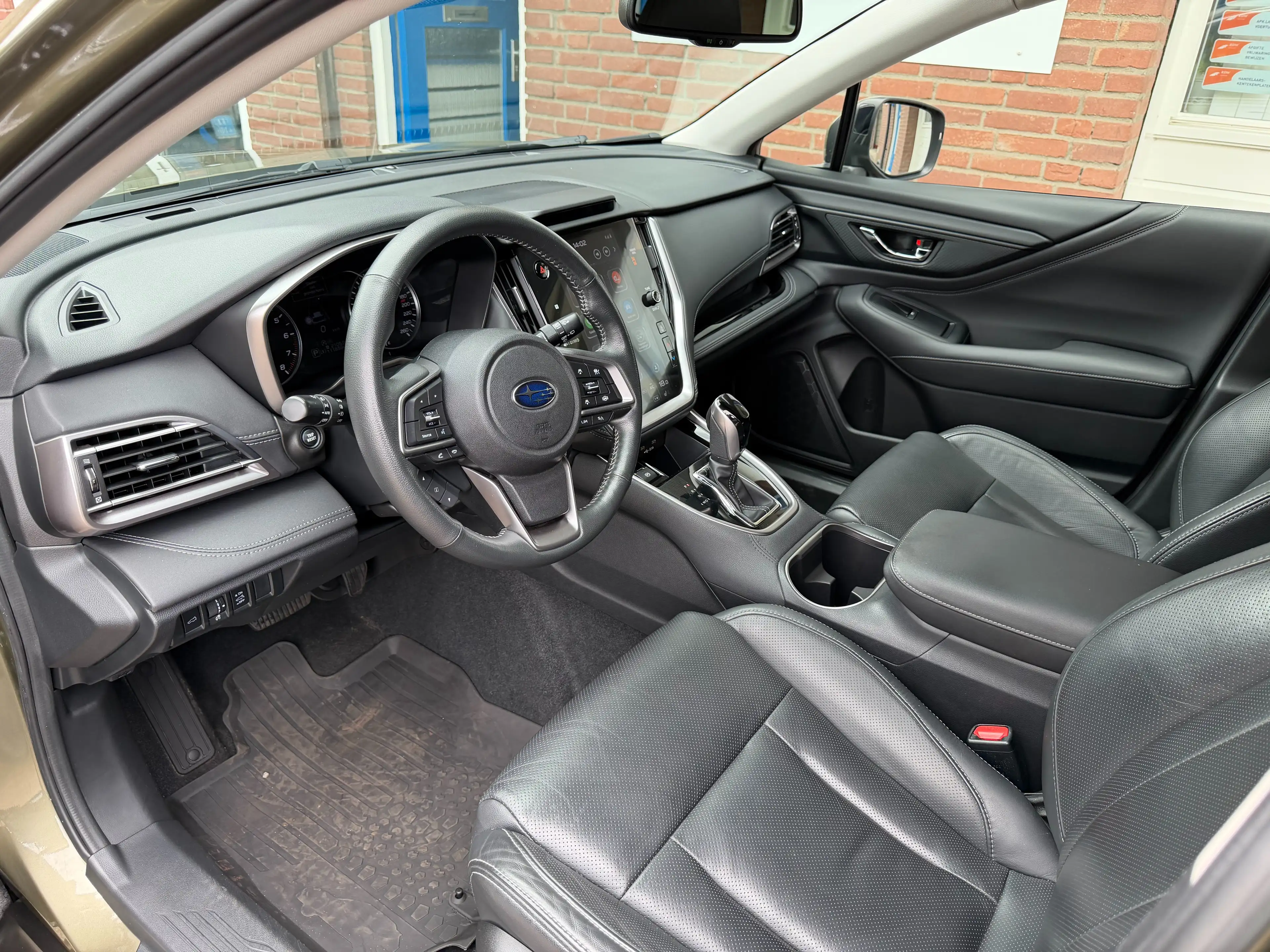 Subaru OUTBACK 2.5i AWD — photo 7