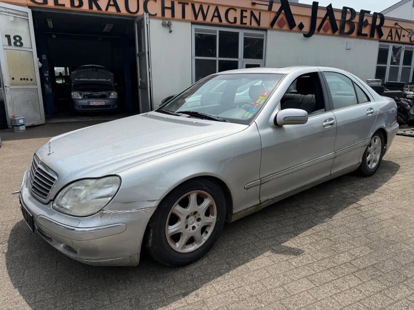 Mercedes-Benz S 320 Benzin + Automatik + Klima . Argent - 2