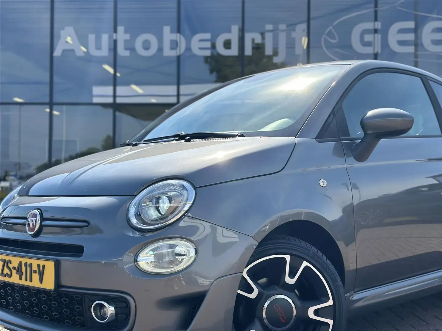 Fiat 500 1.2 Sport uitvoering / Clima / Cruise / Digitaal d Gris - 2