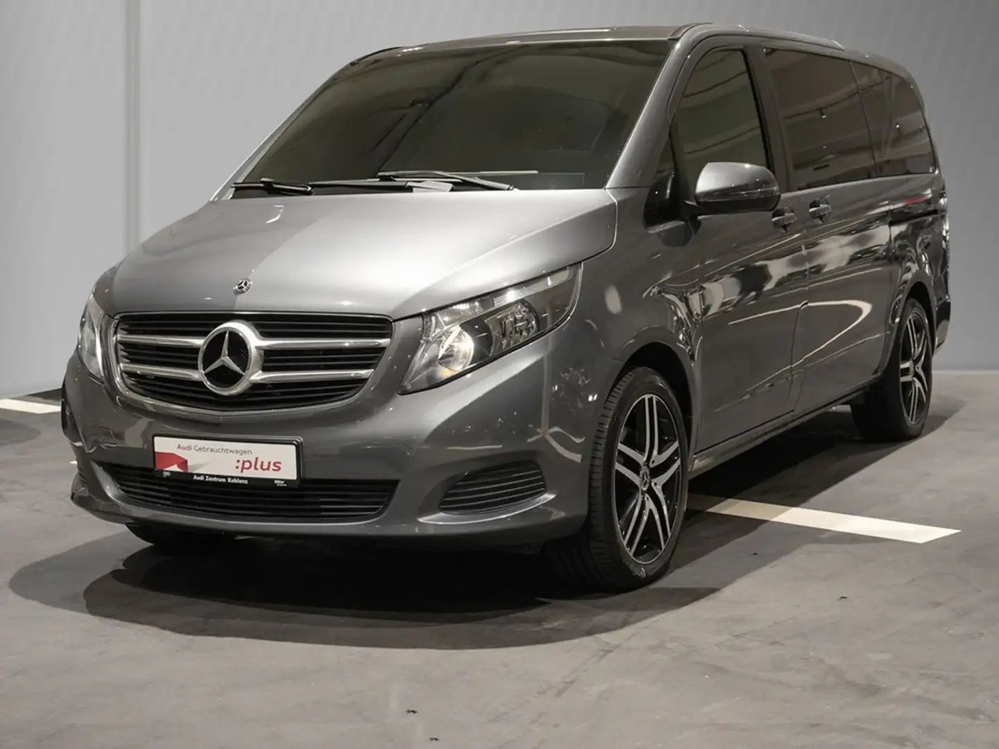 Mercedes-Benz V 250 CDI Edition lang Navi COMAND AHK 8-Sitzer Grau - 2