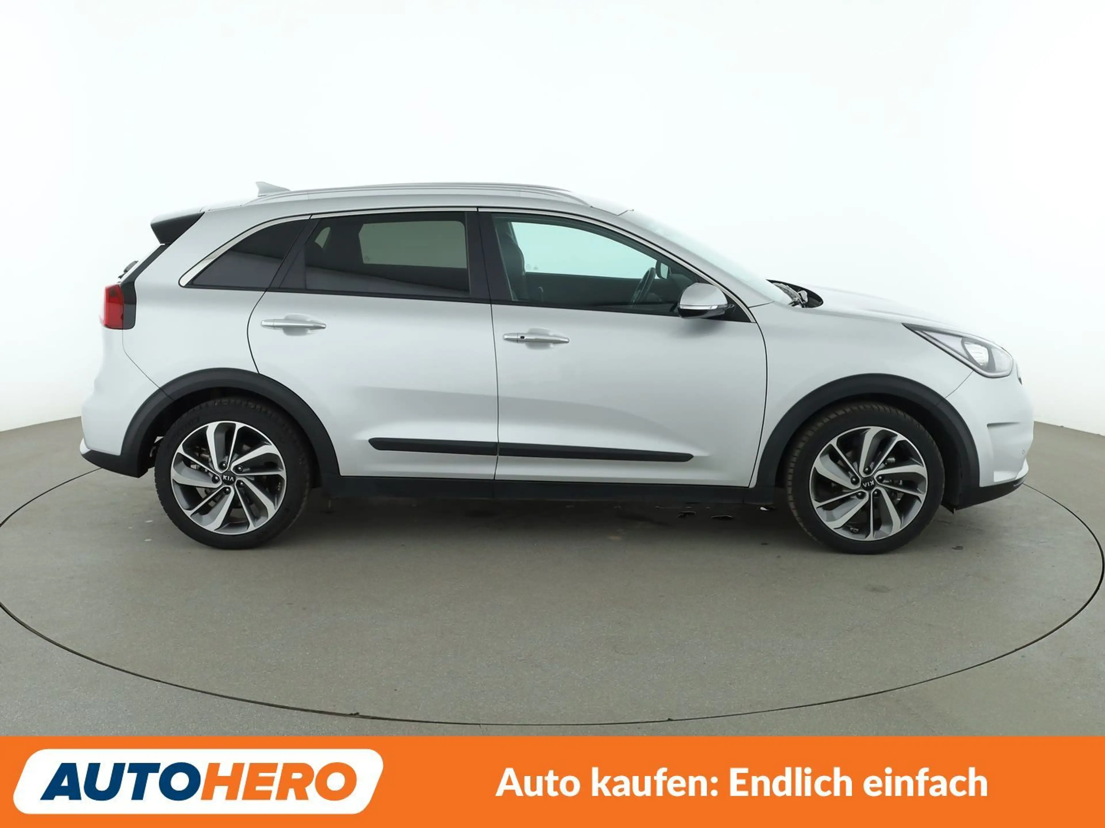 Kia Niro 1.6 Hybrid Spirit Aut.*NAVI*XENON*PDC*SHZ*LHZ*ALU* — photo 7