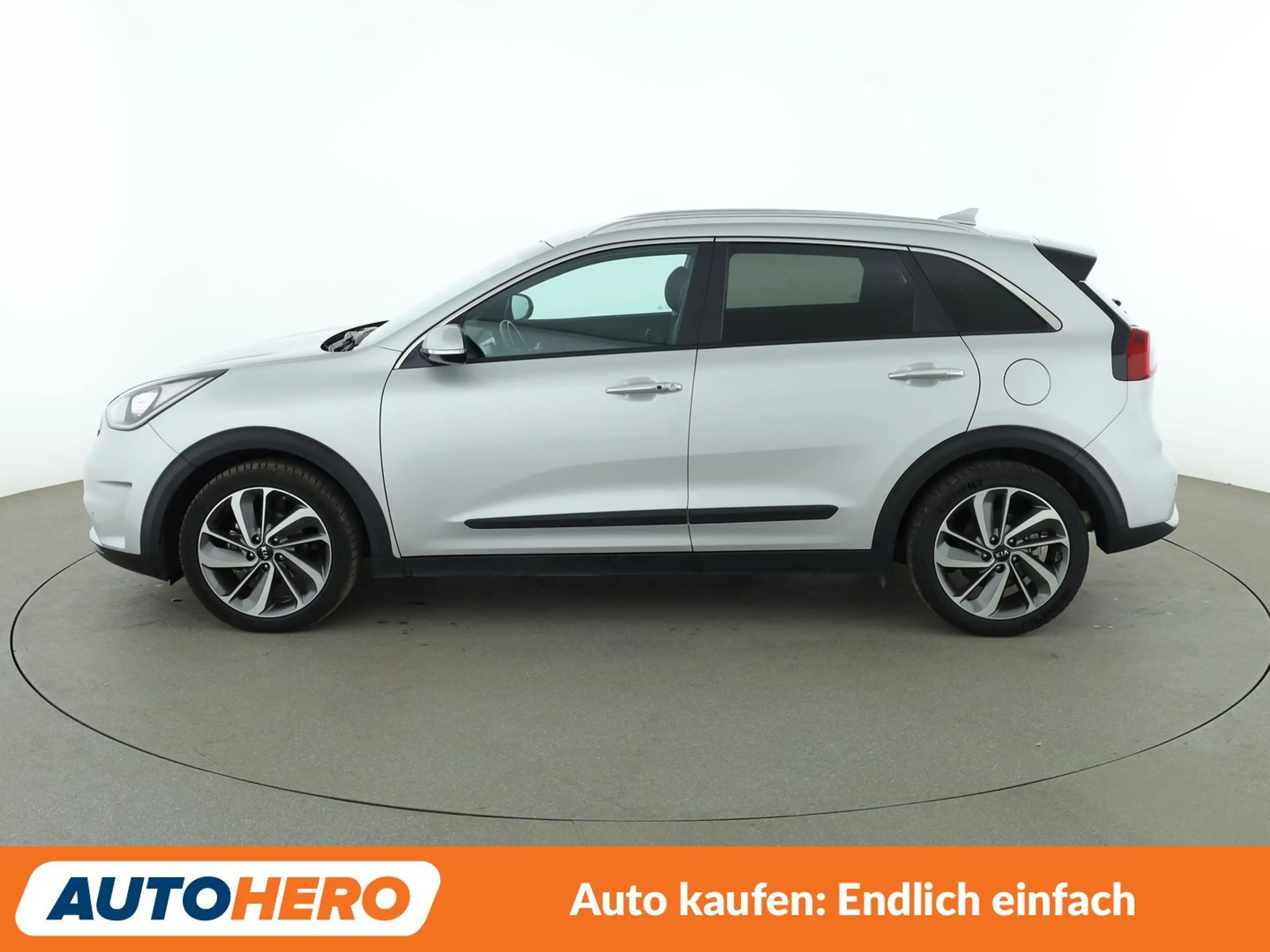 Kia Niro 1.6 Hybrid Spirit Aut.*NAVI*XENON*PDC*SHZ*LHZ*ALU* — photo 3