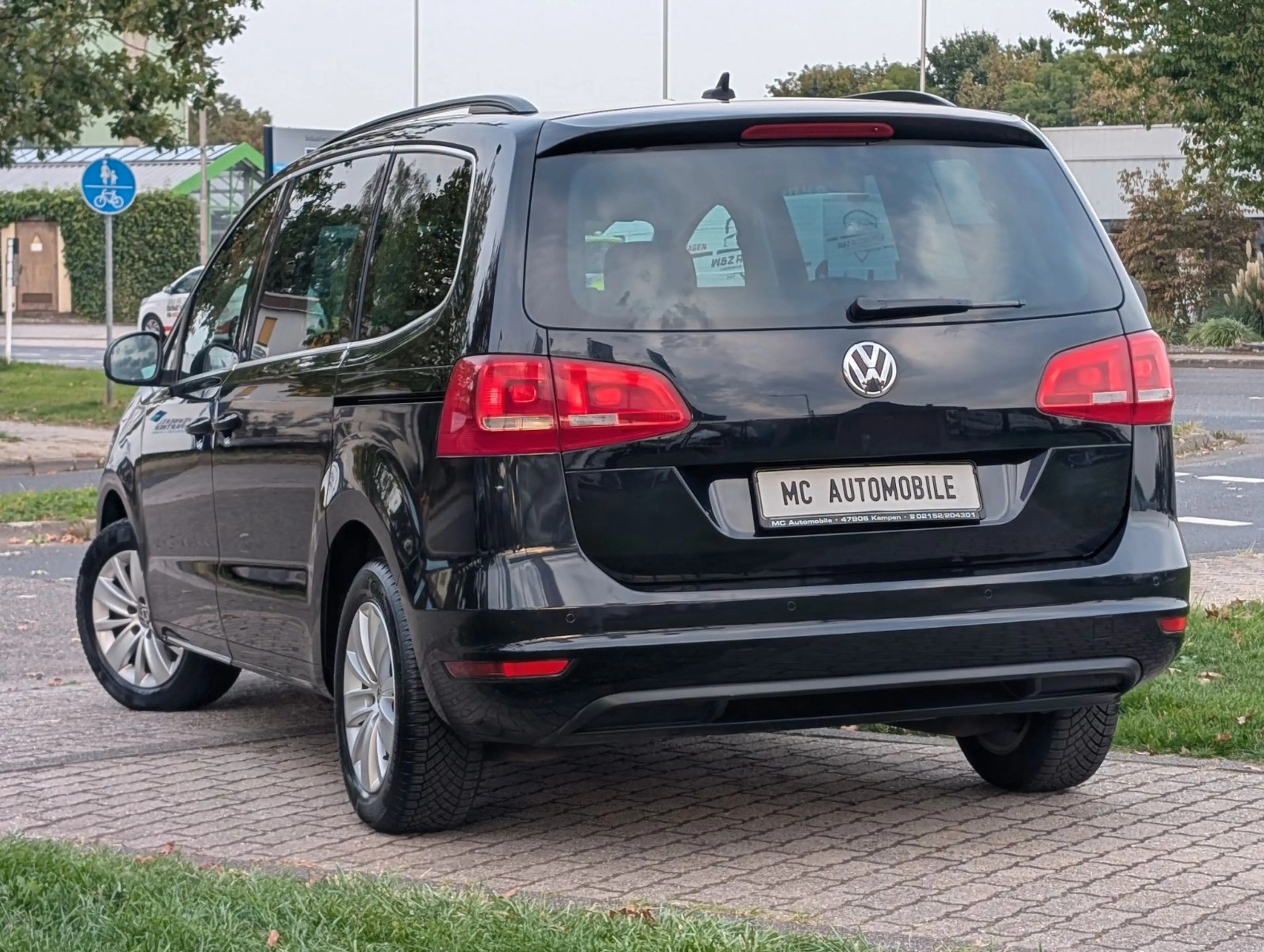 Volkswagen Sharan Comfortline BMT*AUTOMATIK*7-SITZE*PDC V-H — photo 11