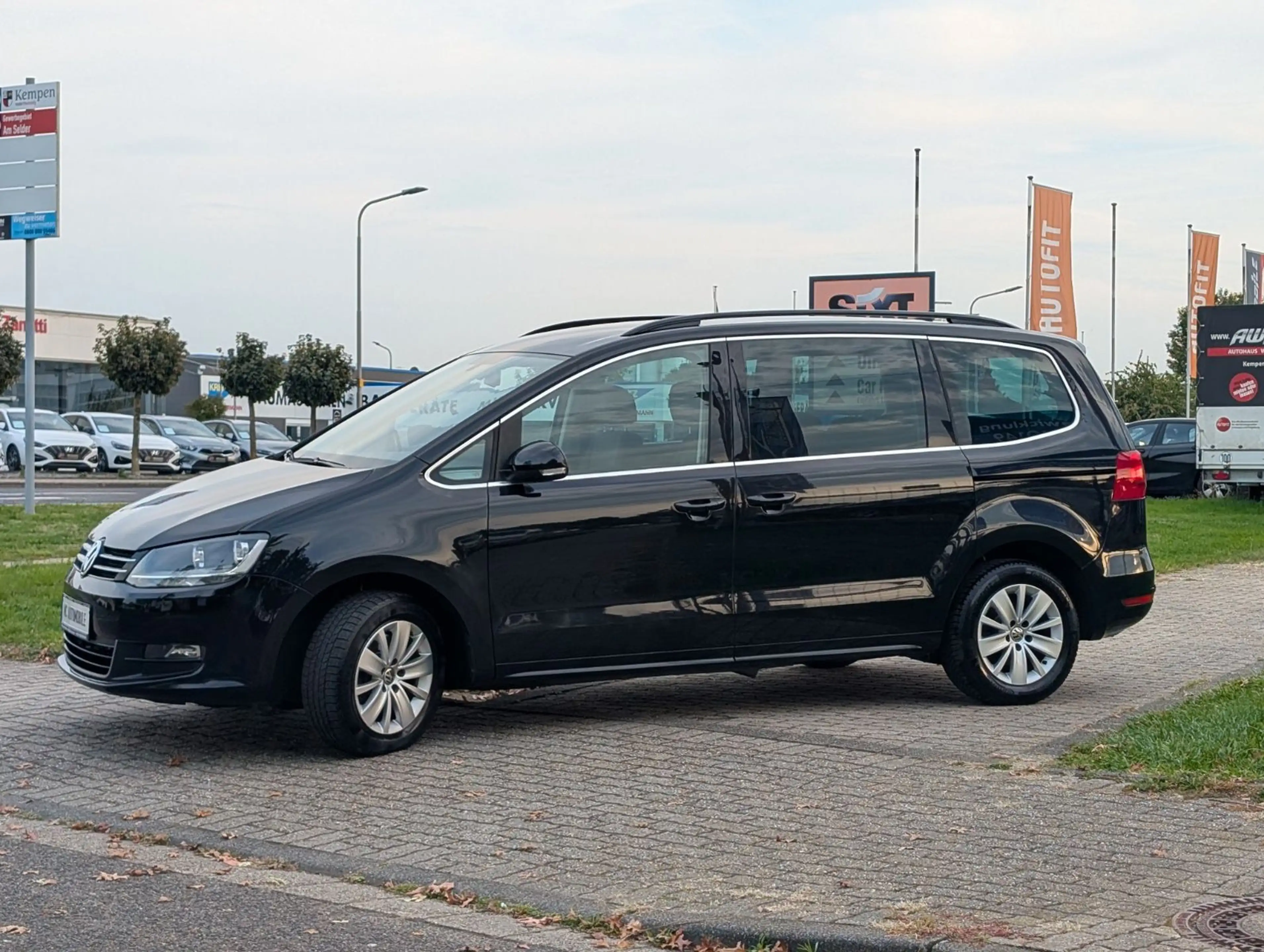 Volkswagen Sharan Comfortline BMT*AUTOMATIK*7-SITZE*PDC V-H — photo 9