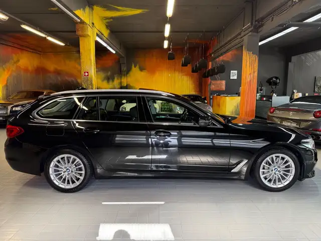 BMW 540 I view 8