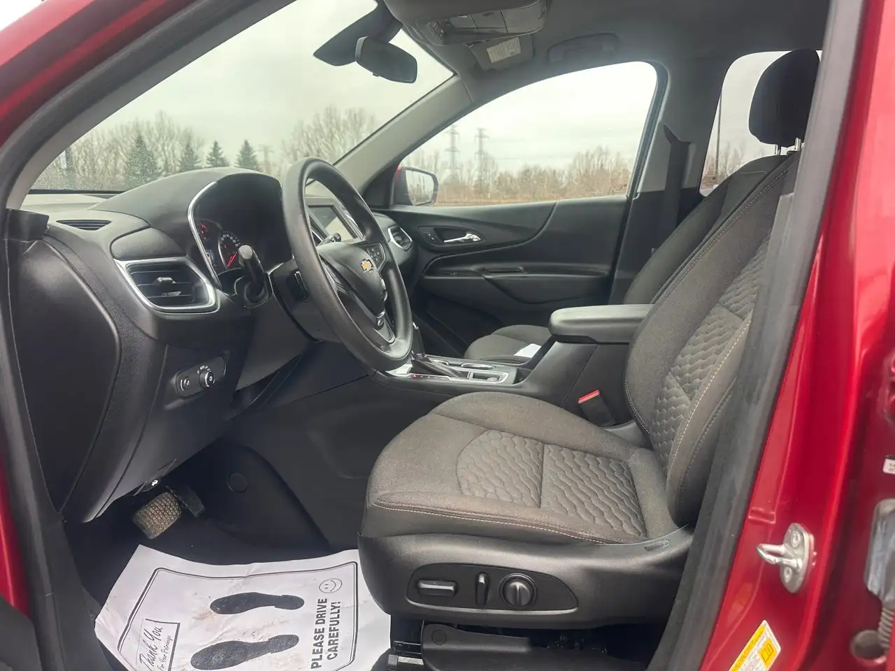 Chevrolet Equinox снимка Chevrolet Equinox