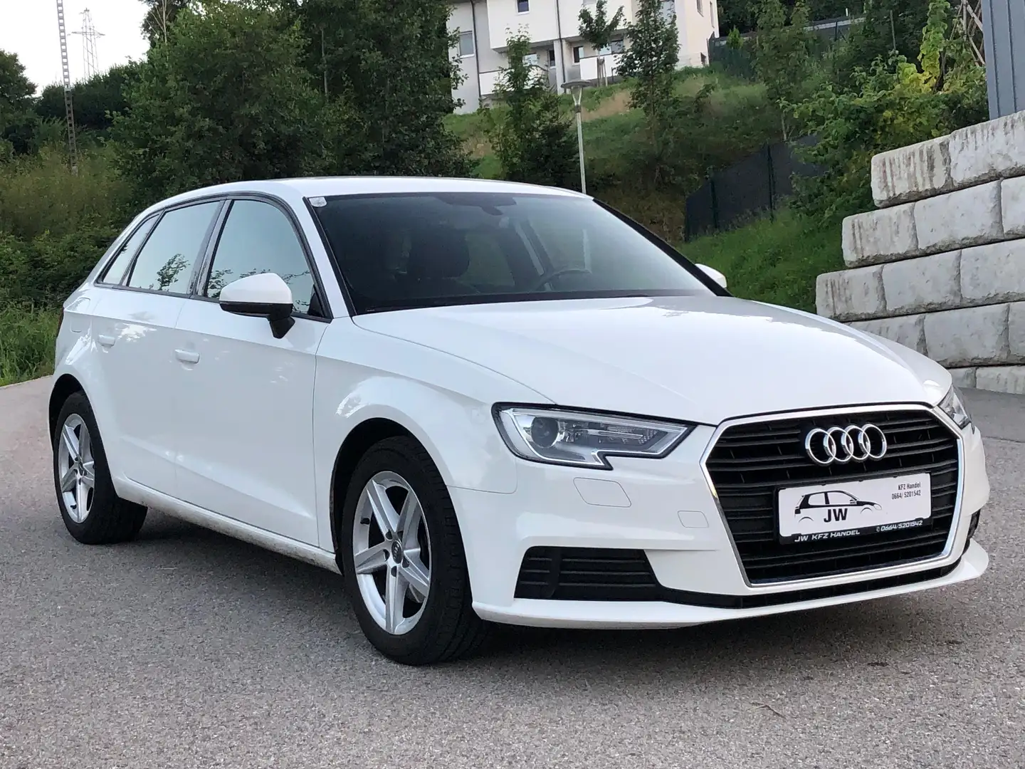 Audi A3 *Garantie*, Pickerl Neu, FINANZIERUNG MÖGLICH Blanc - 1