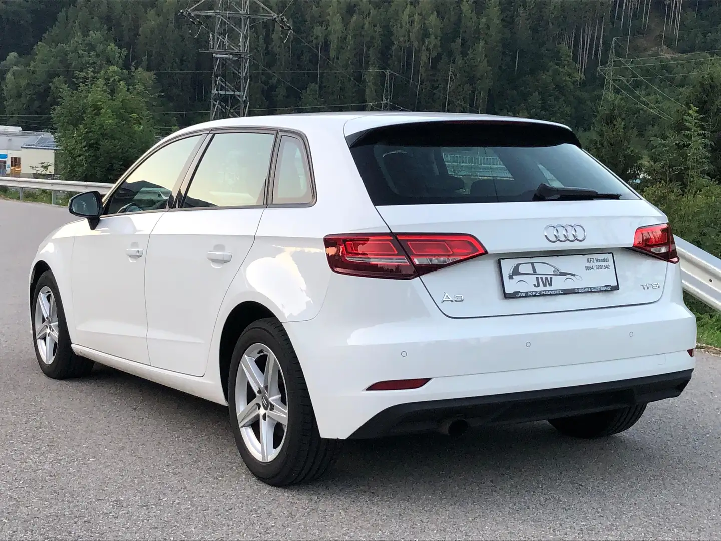 Audi A3 *Garantie*, Pickerl Neu, FINANZIERUNG MÖGLICH Blanc - 2