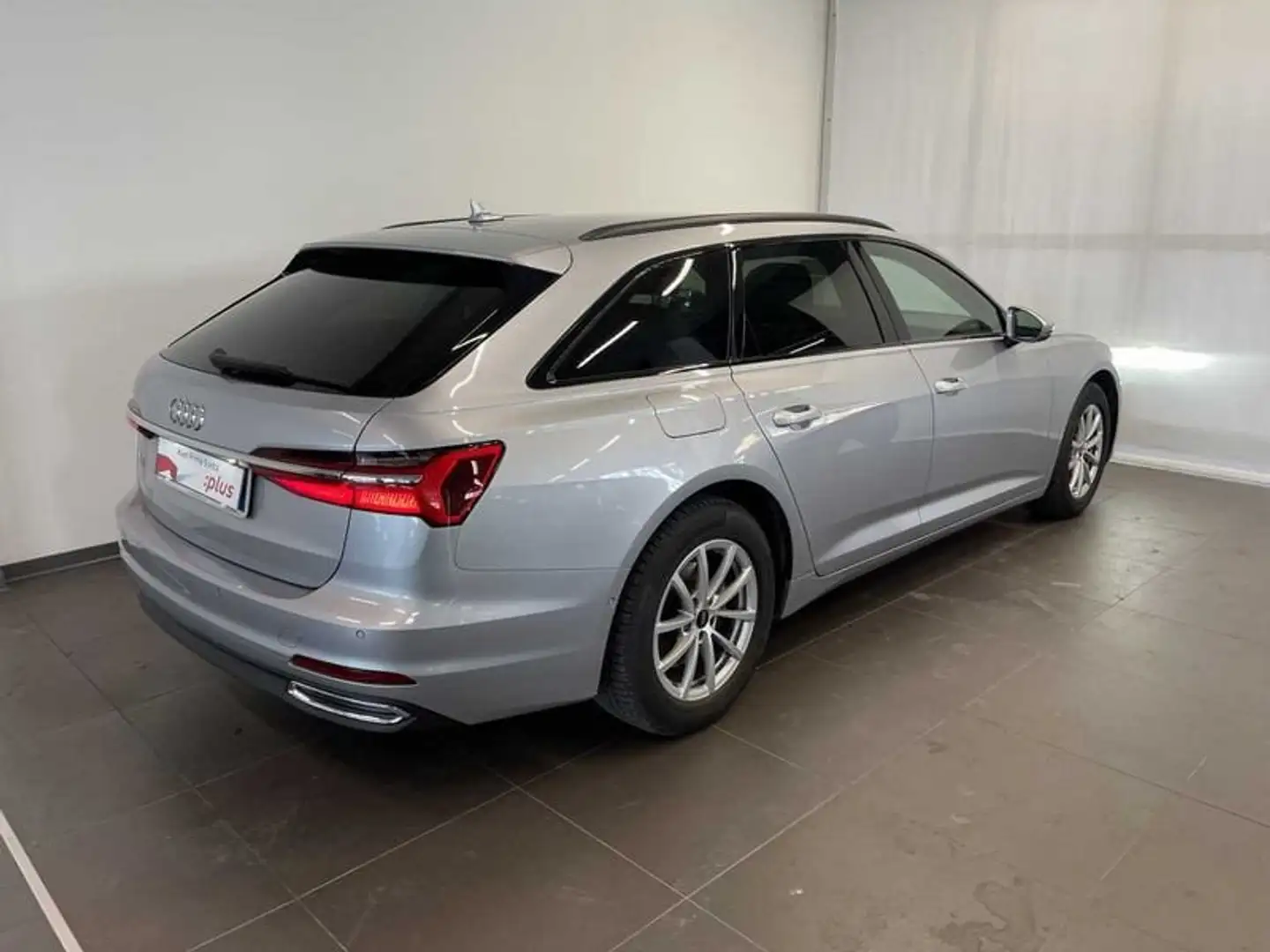 Audi A6 5ª serie Avant 35 2.0 TDI S tronic Business Plus Argento - 2