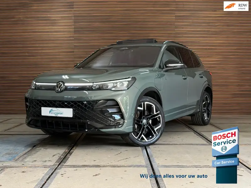 VOLKSWAGEN Tiguan