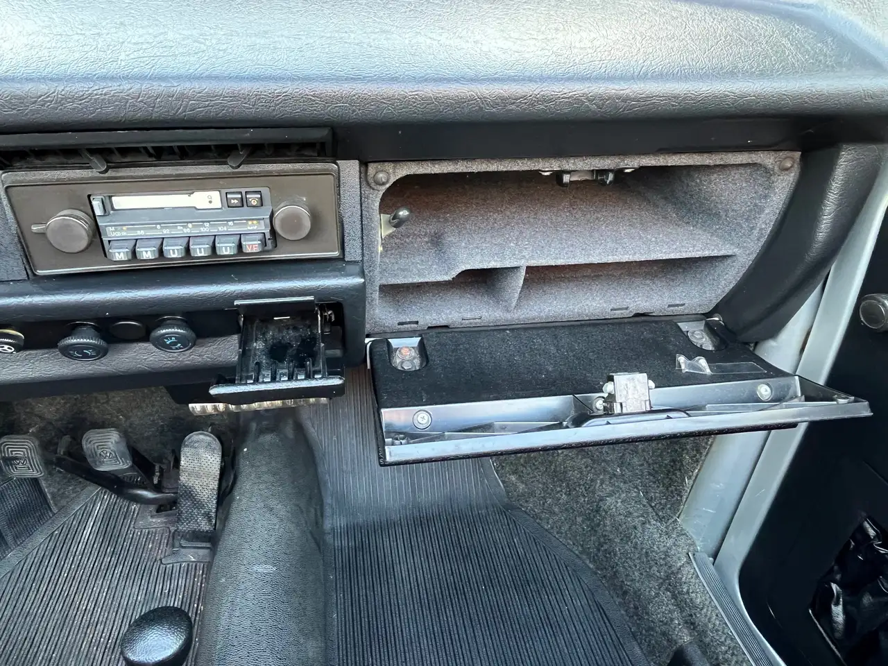 Volkswagen Käfer Cabriolet 1303, foto 11