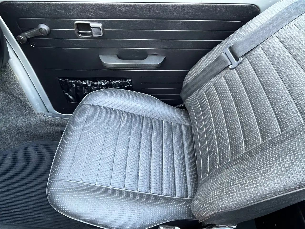 Volkswagen Käfer Cabriolet 1303, foto 12
