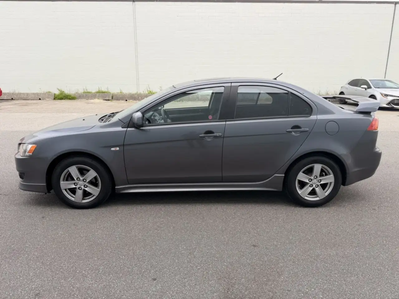 Mitsubishi Lancer снимка Mitsubishi Lancer