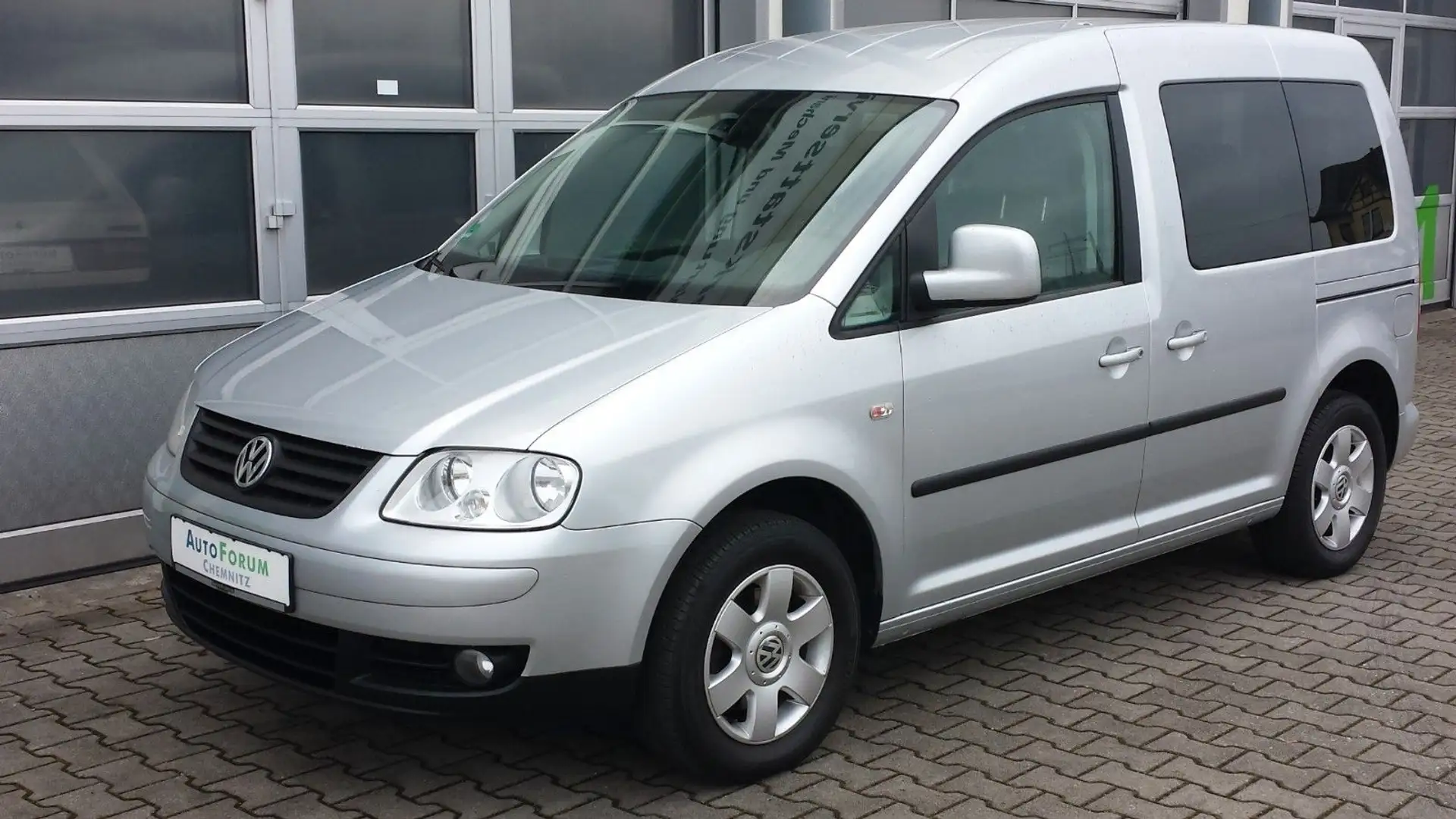 Volkswagen Caddy Life 1,9 TDI Clima Sitzheizung AHK TÜV NEU Silber - 1