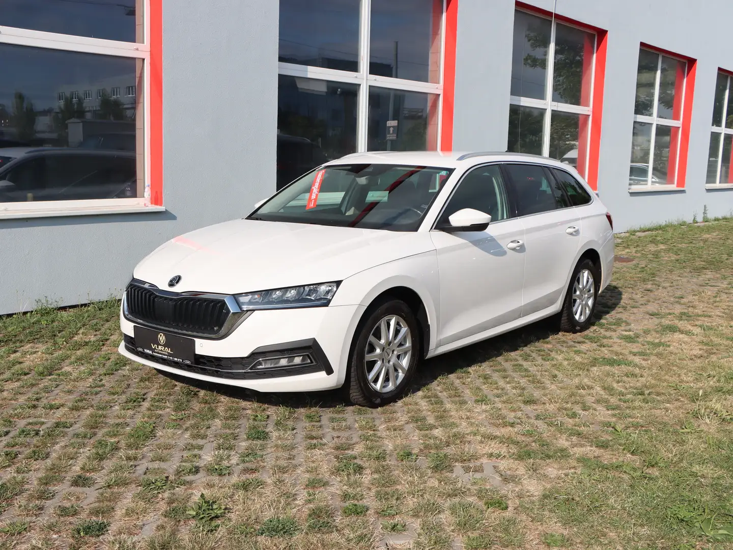 Skoda Octavia 2.0TDI DSG Style |Navigationssystem|LED|R.Kamera| Weiß - 2