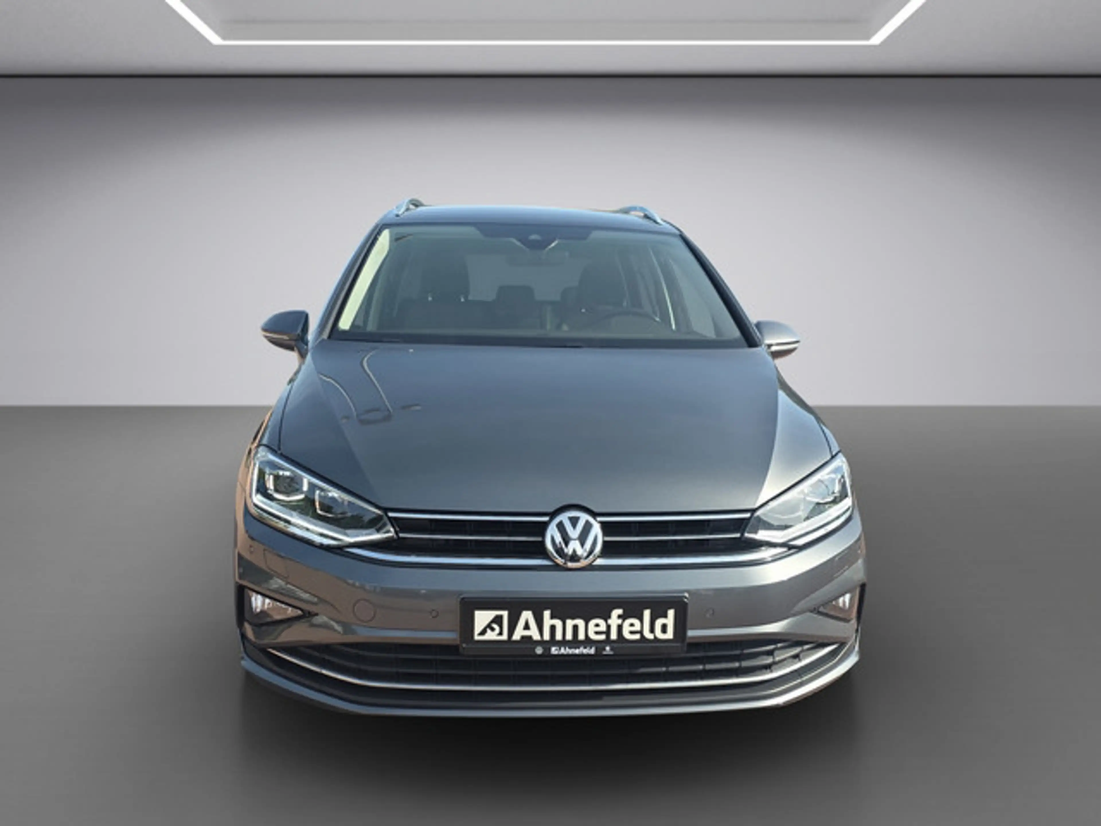 Volkswagen Golf Sportsvan Highline — photo 10