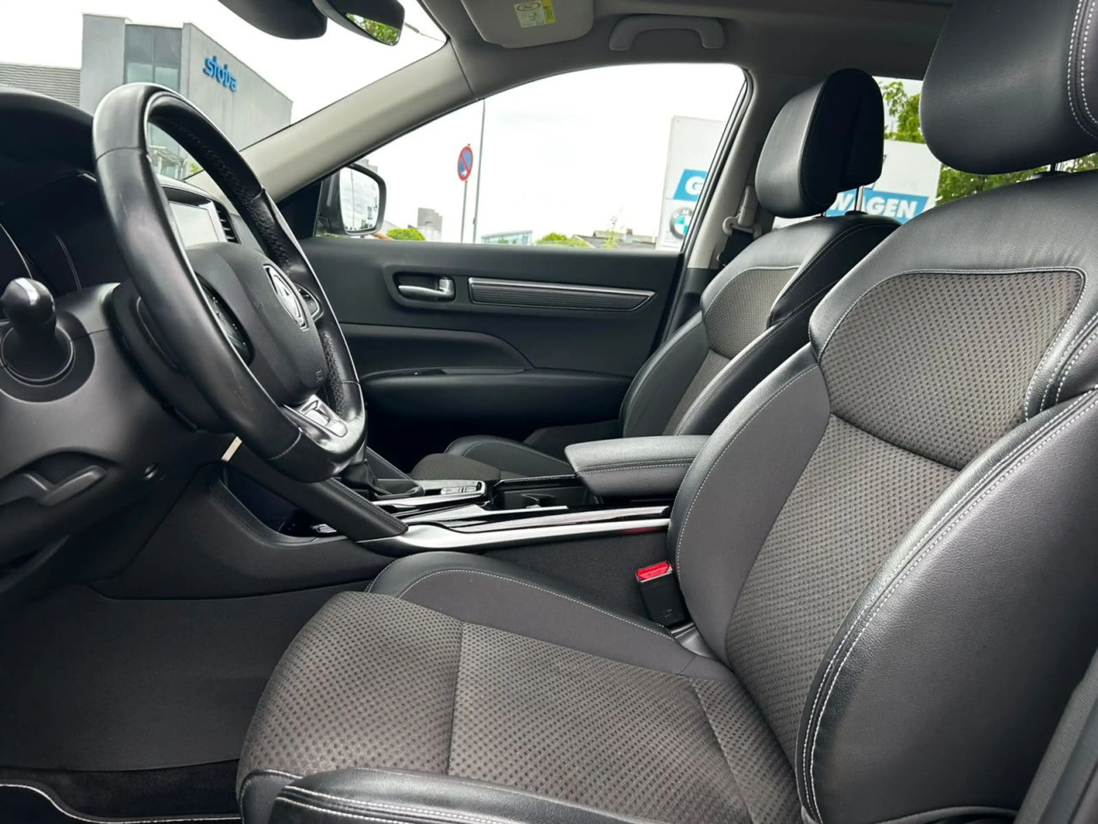 Renault Koleos BLUE dCi185 4x4 INTENS Easy-Park Pano.18 — photo 11