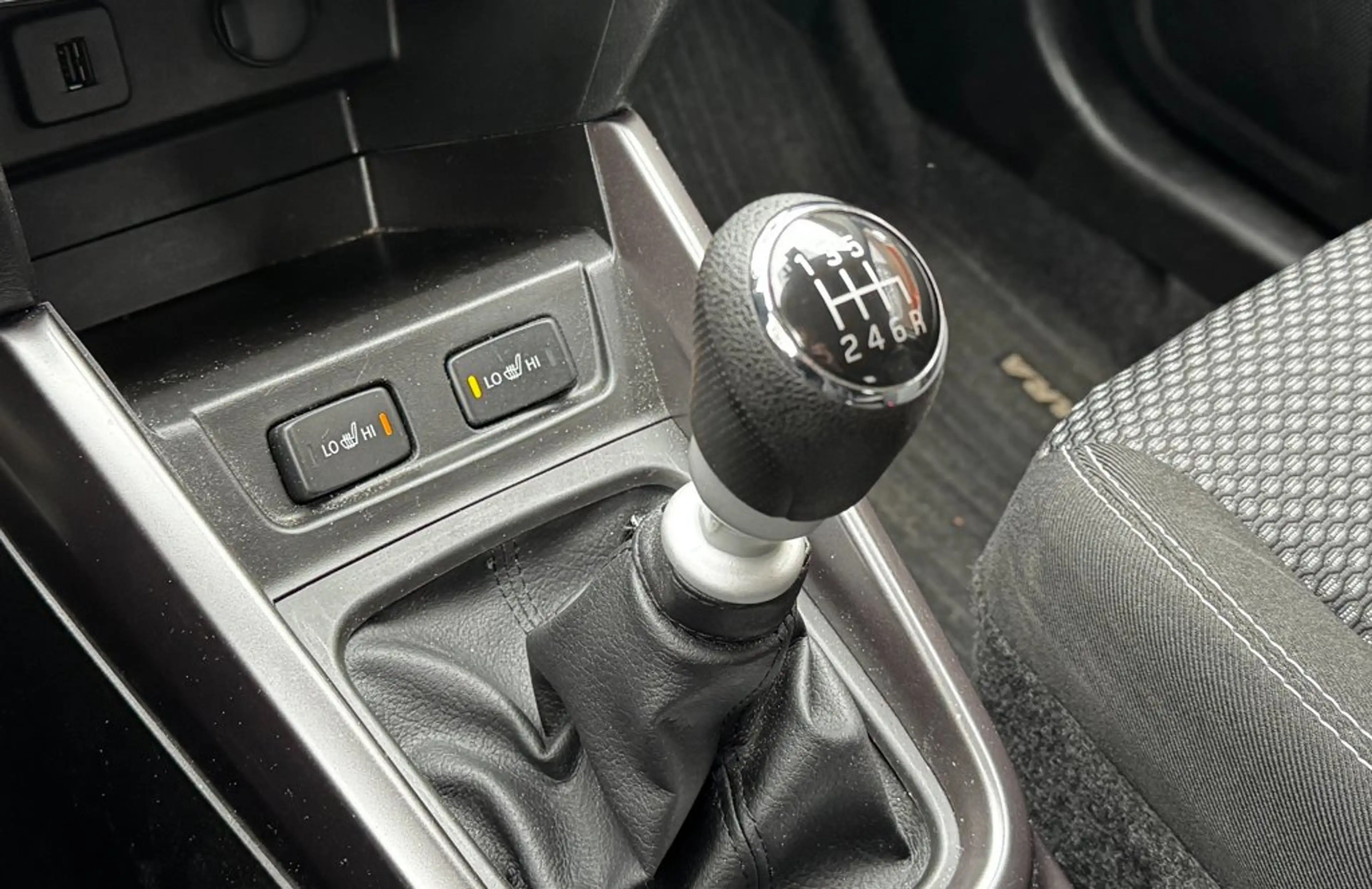 Suzuki Vitara 1.4 Boosterjet Select Smart Hybrid — photo 5
