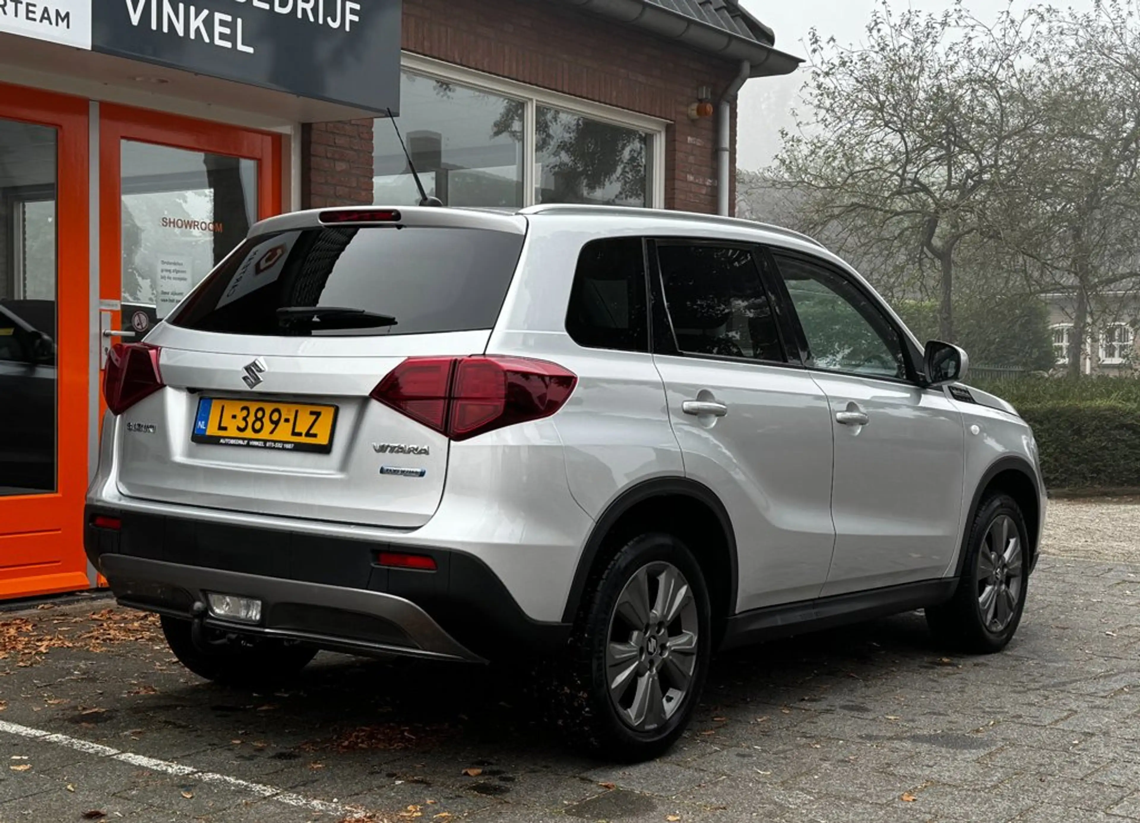 Suzuki Vitara 1.4 Boosterjet Select Smart Hybrid — photo 3