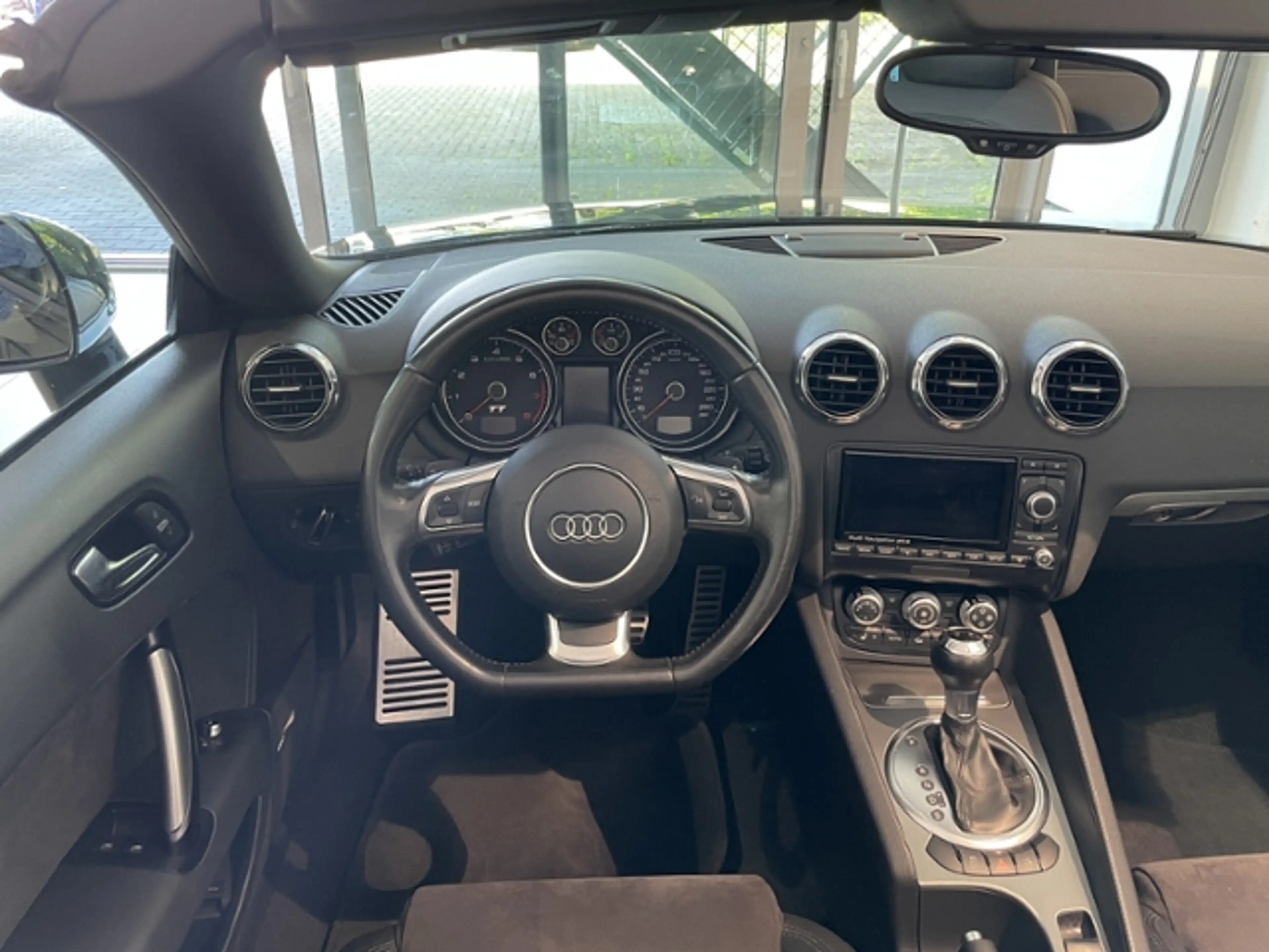 Audi TT Roadster 2.0 DSG +XENON+NAVI+BOSE — photo 8