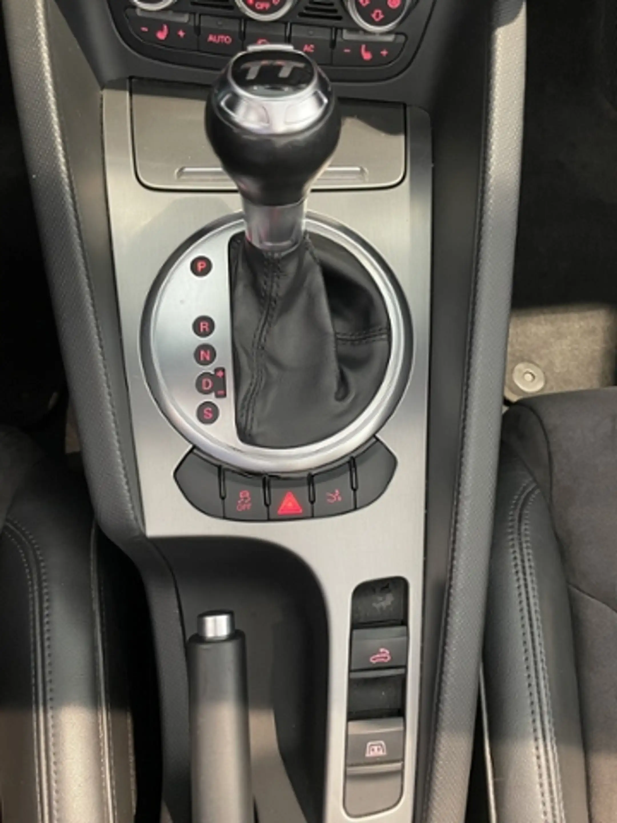 Audi TT Roadster 2.0 DSG +XENON+NAVI+BOSE — photo 7