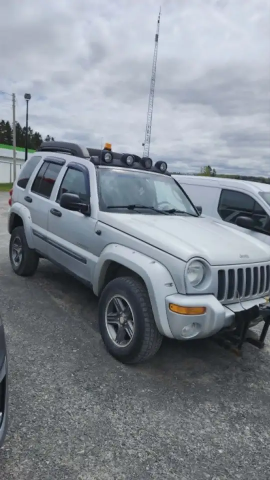 Jeep Liberty снимка Jeep Liberty
