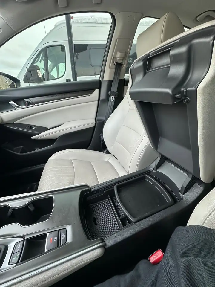 Honda Accord снимка Honda Accord
