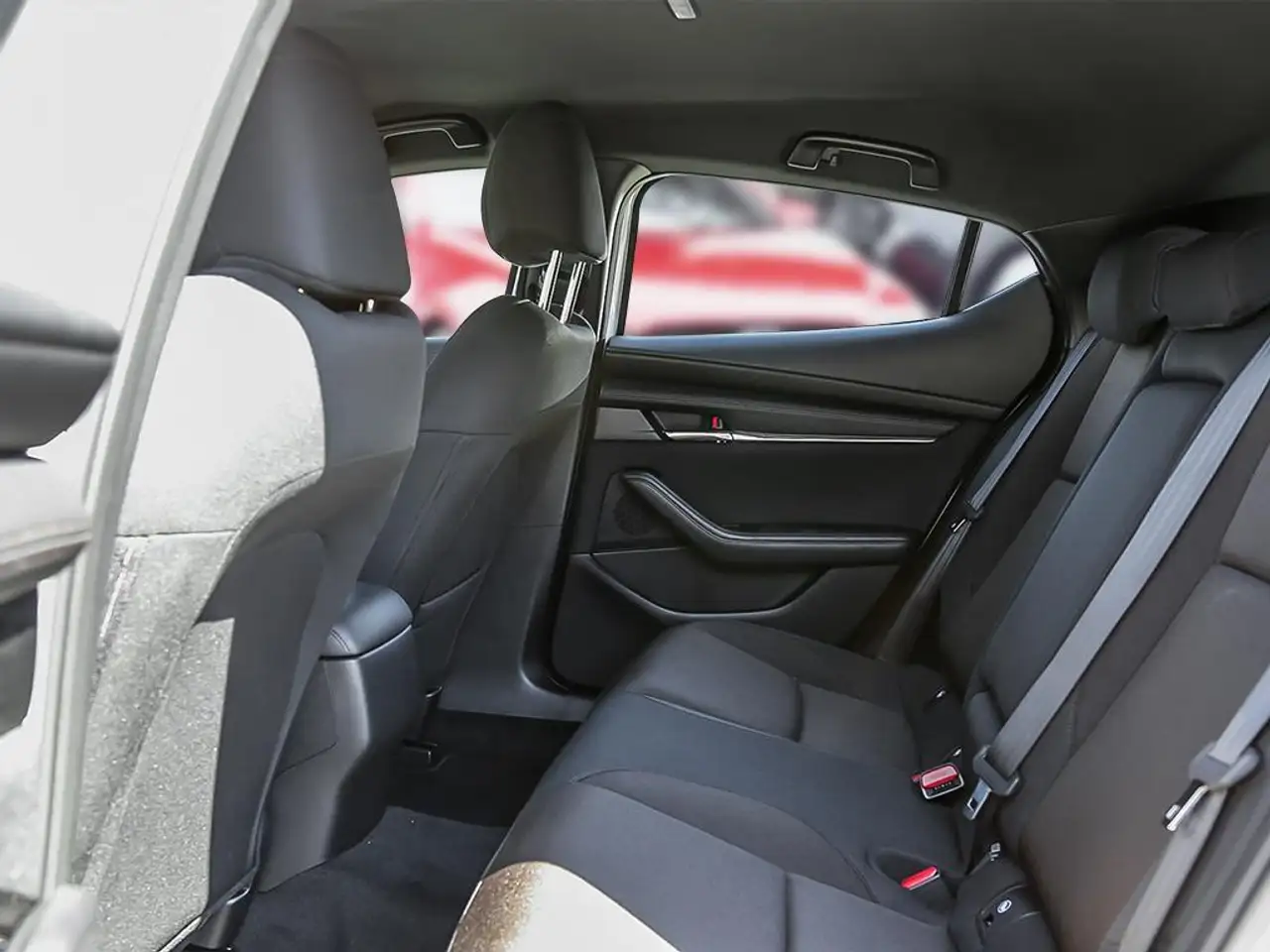 Mazda 3 снимка Mazda 3