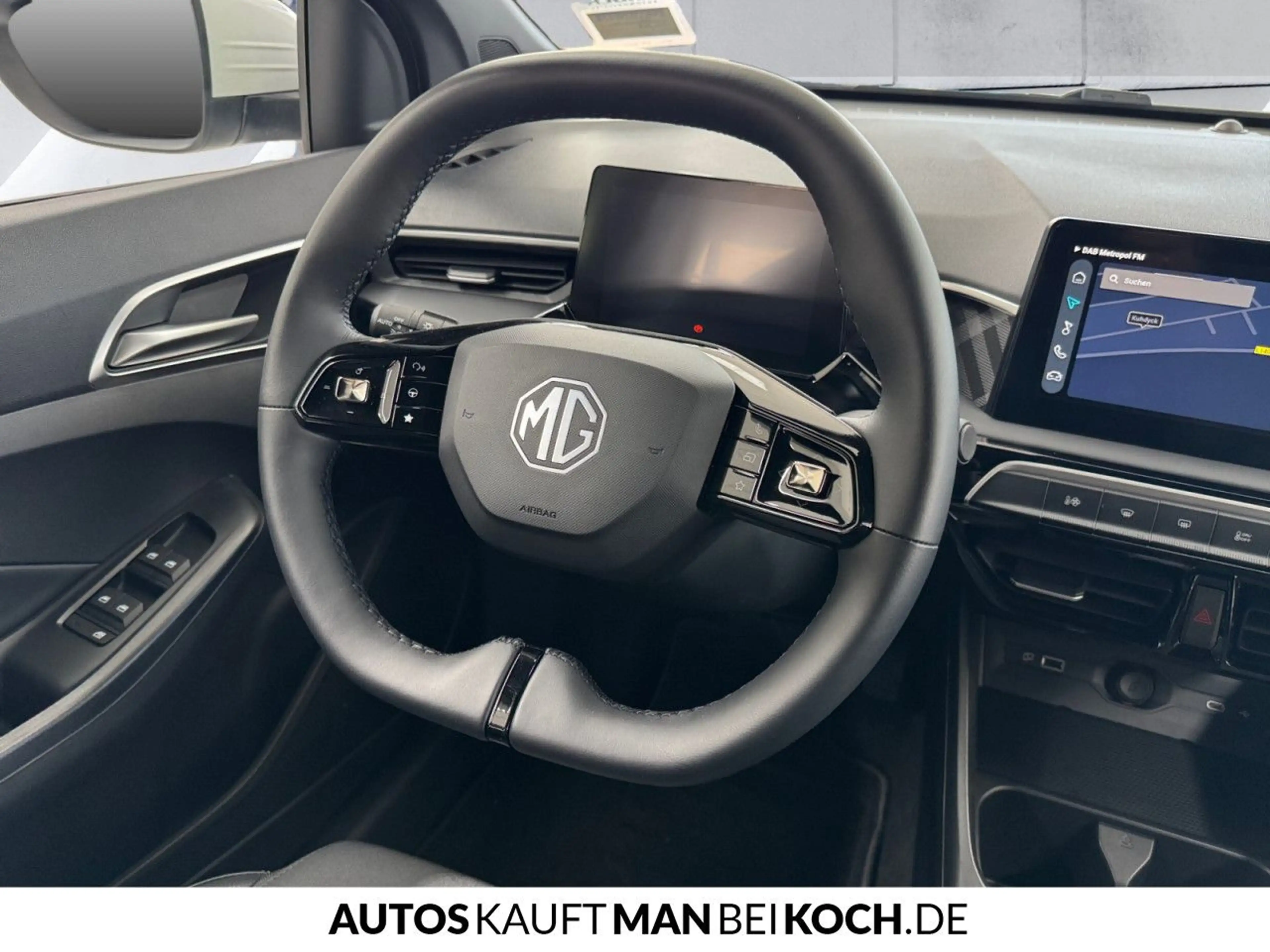 MG MG3 HEV LUX 360 Keyless Shz+Lhz ACC Kamera LED — photo 9