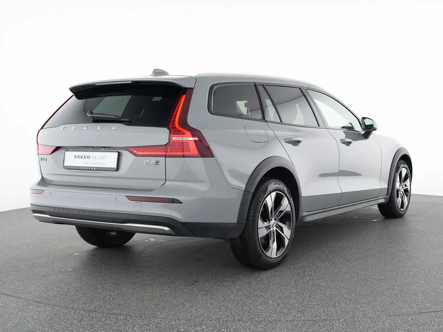 Volvo V60 Cross Country B4 Diesel AWD Plus 18"+H&K+ACC Gris - 2