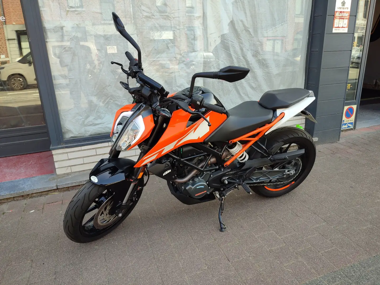 KTM 125 Duke Oranje - 1