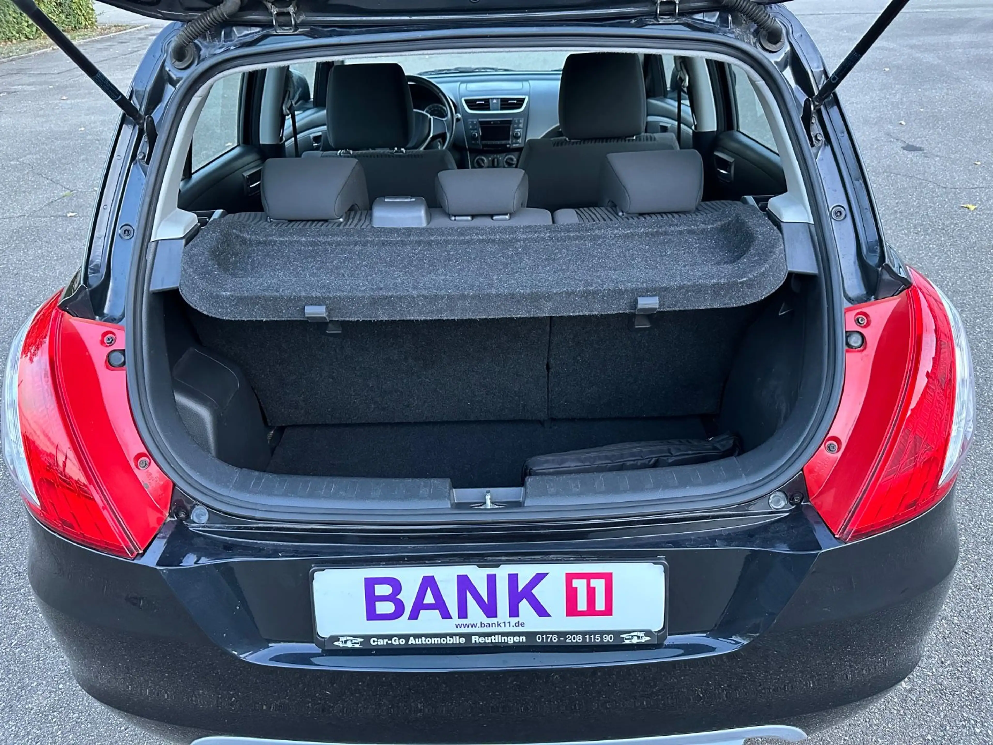 Suzuki Swift Club*1.Hd*Automatik*Klima*ZV*USB*8xbrft. — photo 11