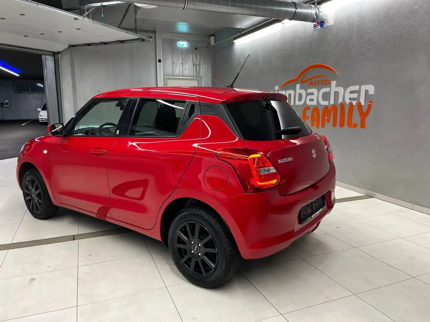 Suzuki Swift 1.2 DJ HYBRID ALLGRIP shine Rouge - 1