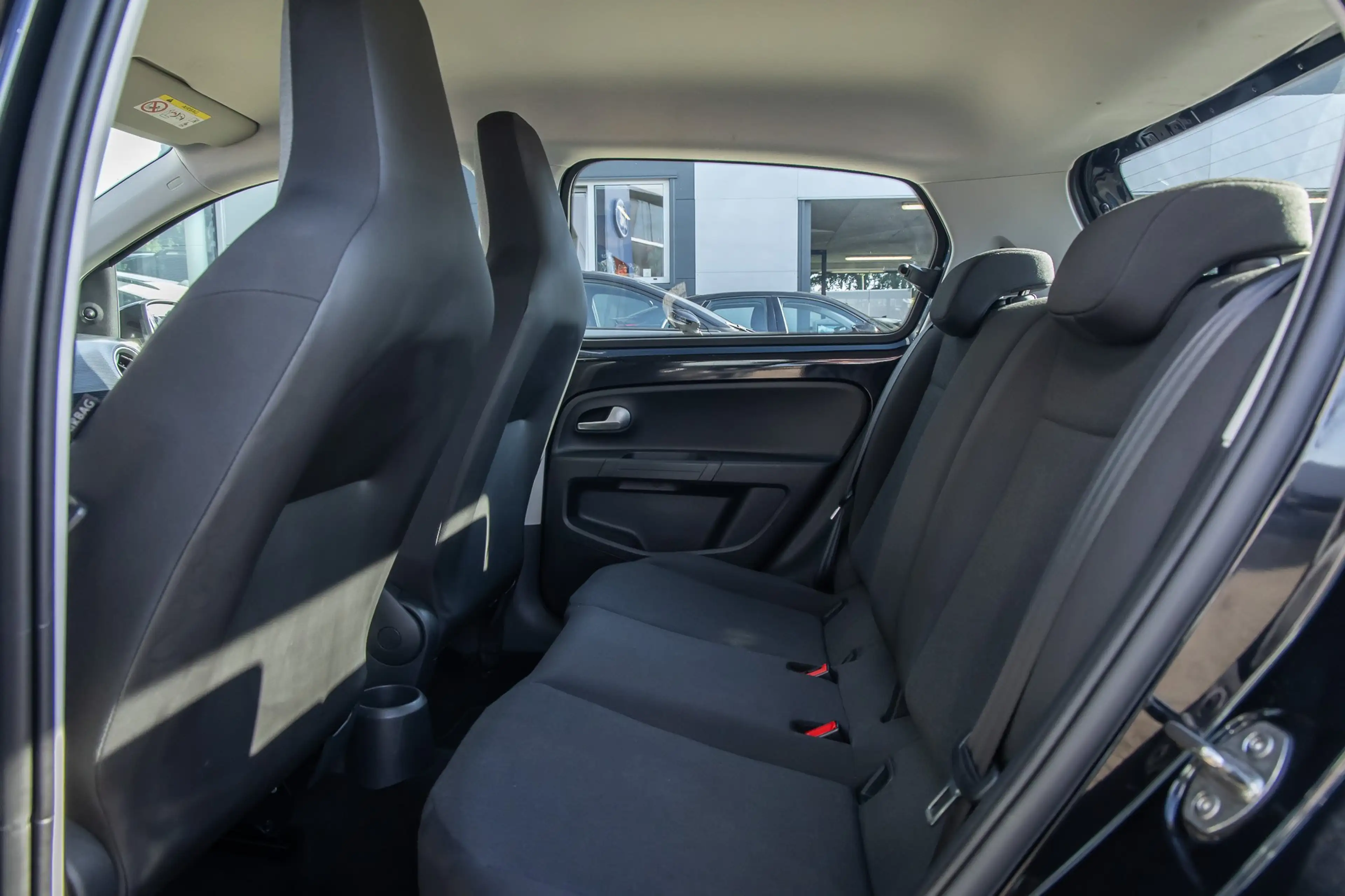 Volkswagen up! 1.0 | Airco | 5-deurs | Telefoonintegratie | Deale — photo 13