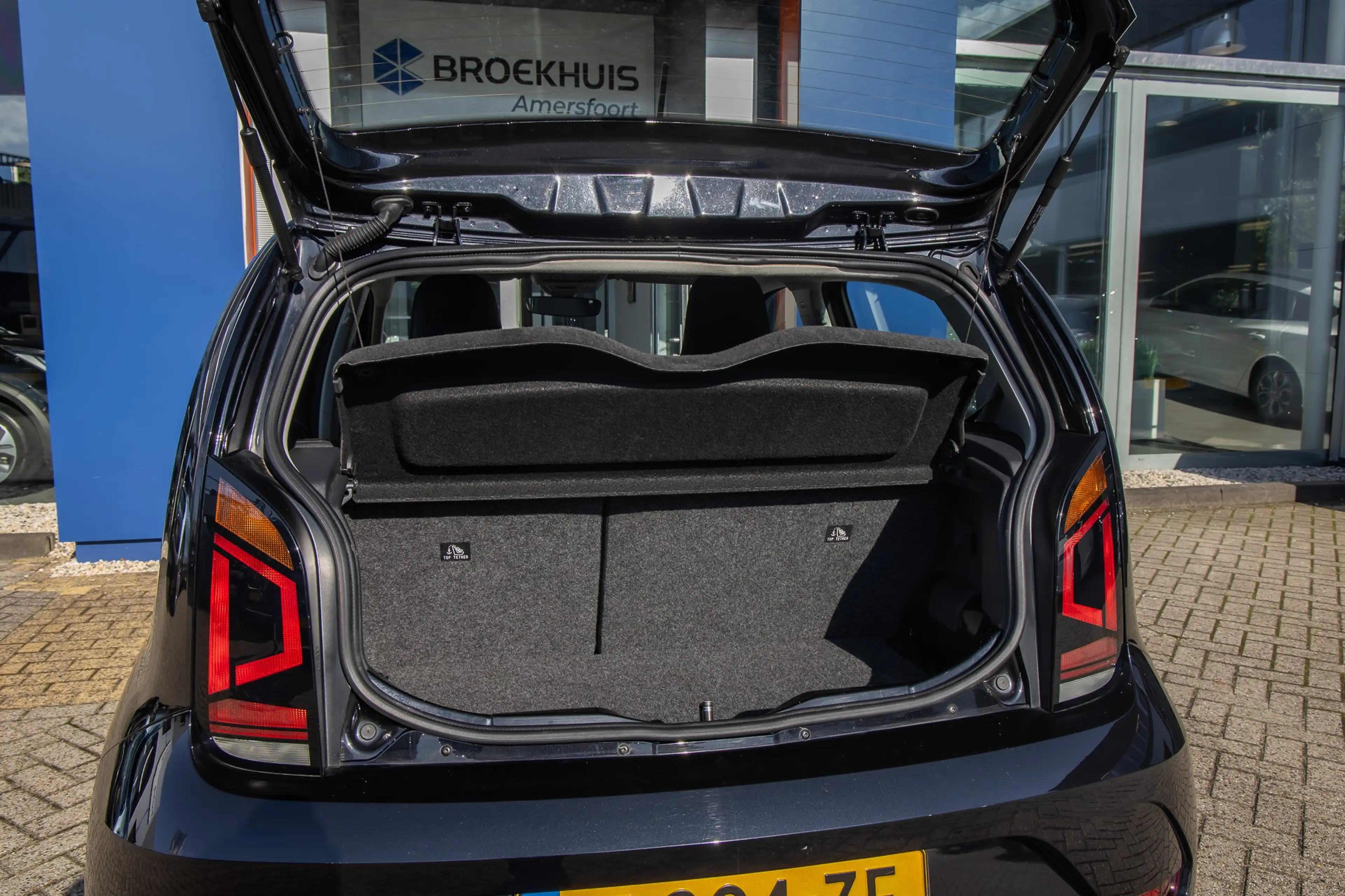 Volkswagen up! 1.0 | Airco | 5-deurs | Telefoonintegratie | Deale — photo 9