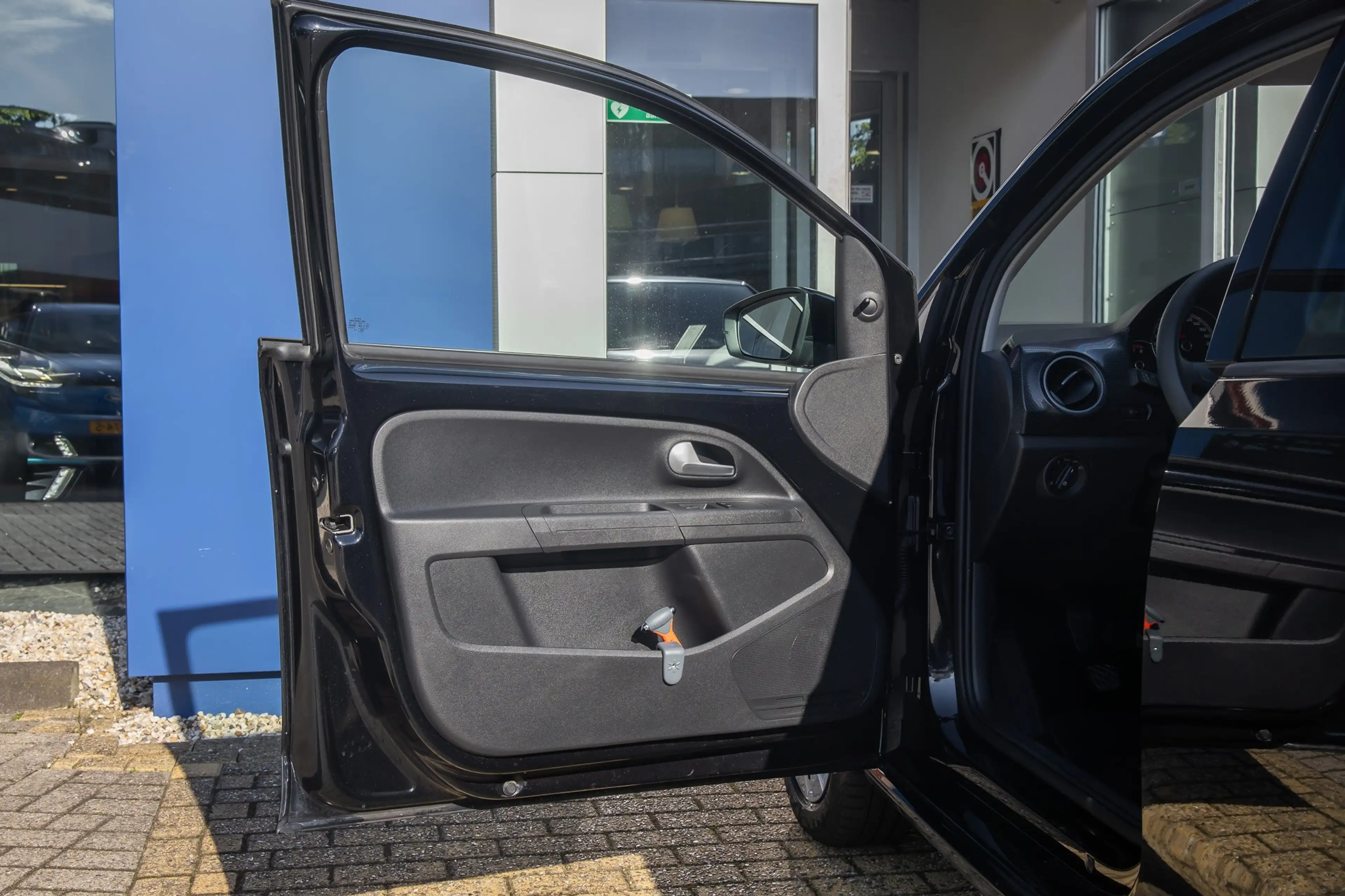 Volkswagen up! 1.0 | Airco | 5-deurs | Telefoonintegratie | Deale — photo 12