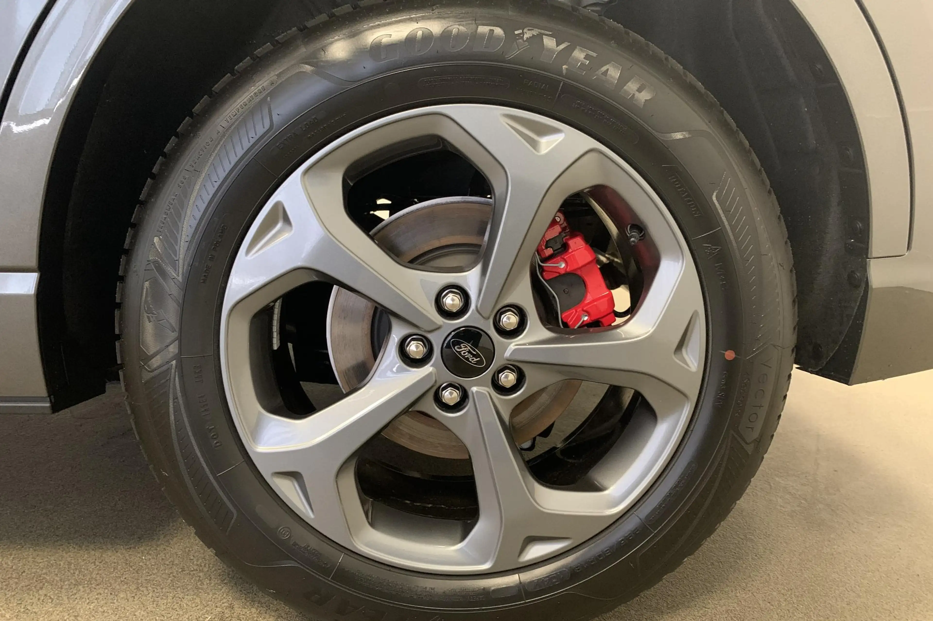 Ford Kuga 2.5 PHEV ST-Line X | Inklapbare trekhaak | All-Sea — photo 5