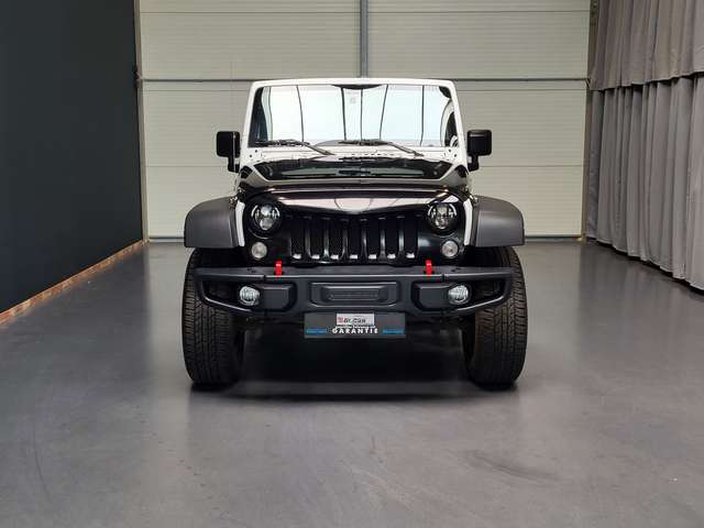 Jeep Wrangler Unlimited 2.8CRD Sahara *Navi| Leder| AHK*