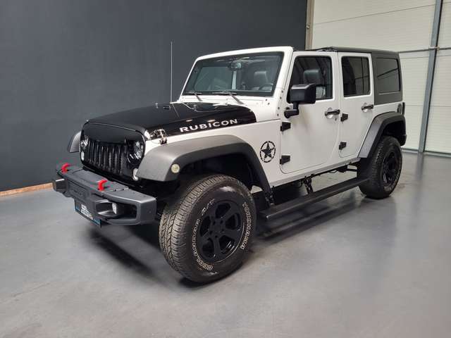 Imagine Jeep Wrangler Unlimited 2.8CRD Sahara *Navi| Leder| AHK*