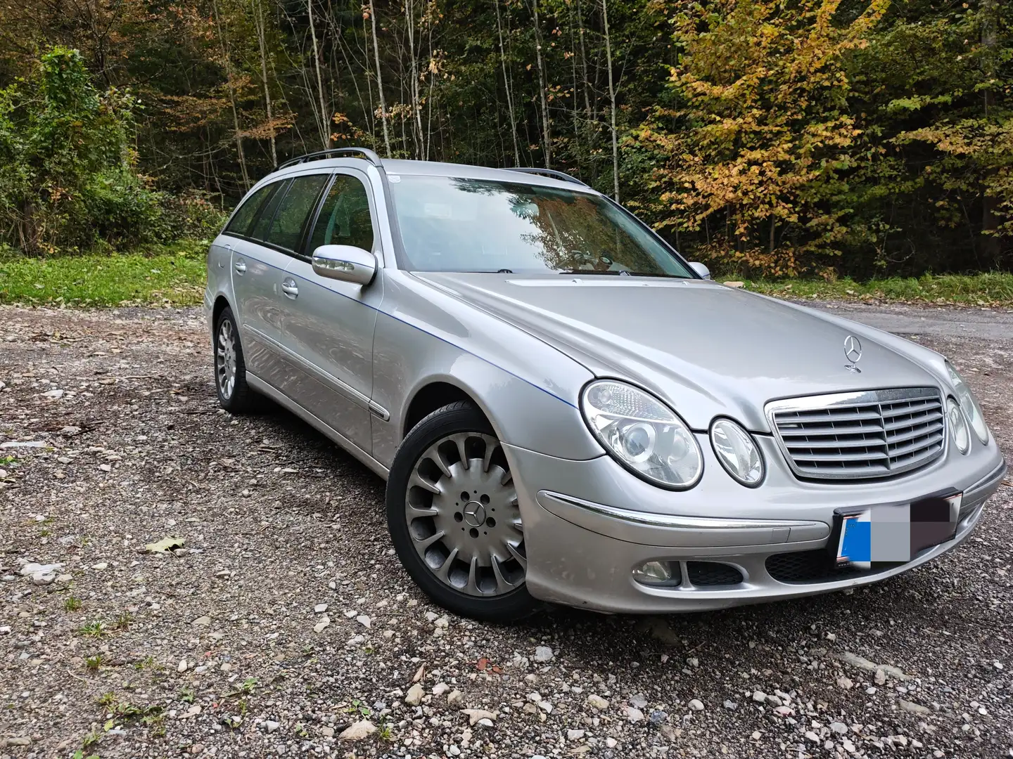 Mercedes-Benz E 500 E 500 T Elegance 4MATIC Aut. 8 fach Alubereift Silber - 2
