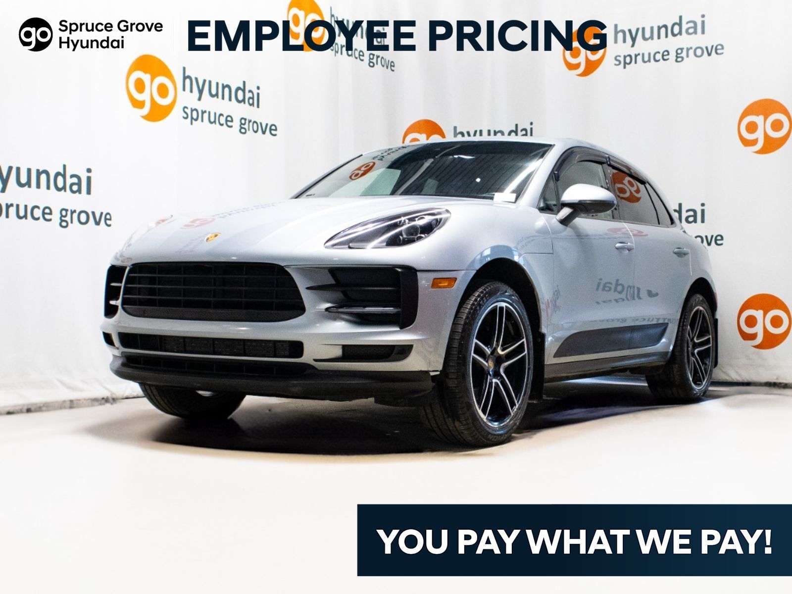 2020 Porsche Macan Base: Heated Seats, Sport Mode, Panoramic Moonroof