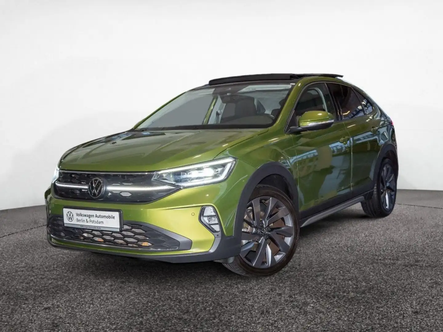 Volkswagen Taigo 1.5 TSI DSG Style Pano Nav Kamera Grün - 2