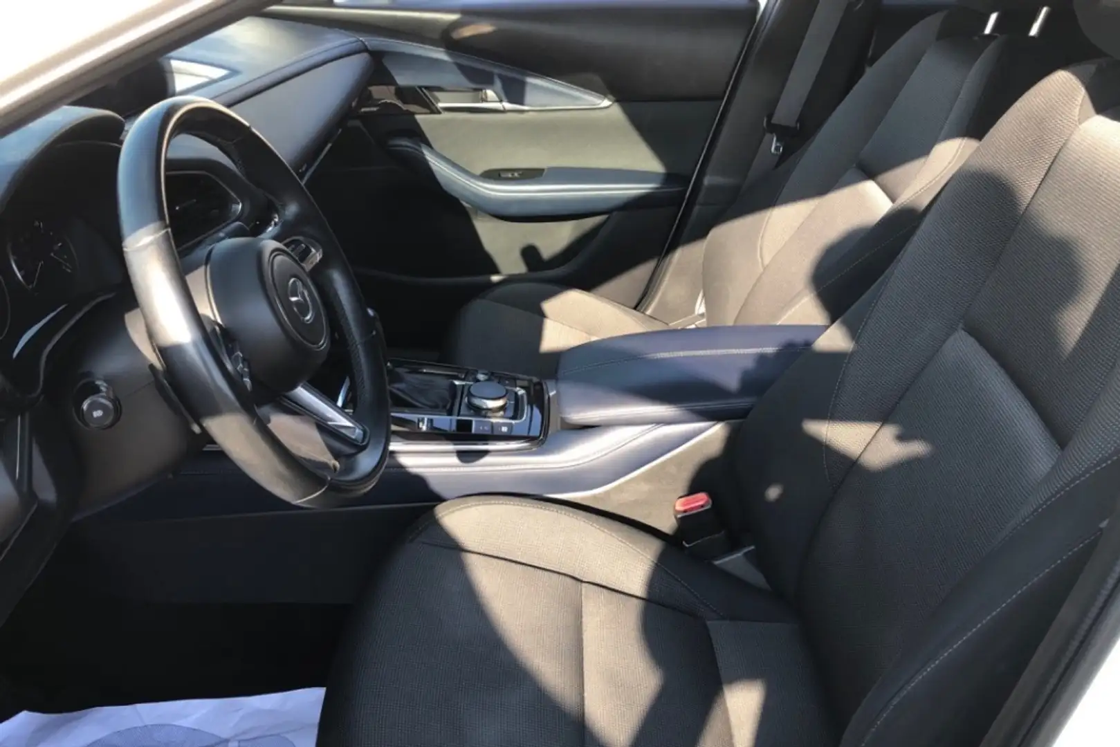 Mazda CX-30 2.0 SKYACTIV-G 90KW ZENITH 2WD AUTO 122 5P Blanco - 2