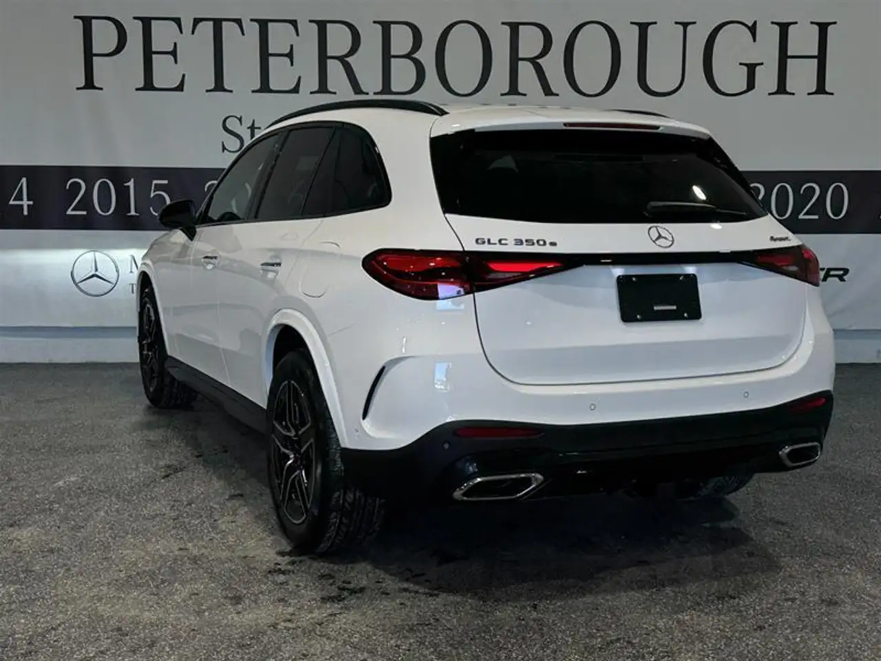Mercedes-Benz GLC снимка Mercedes-Benz GLC