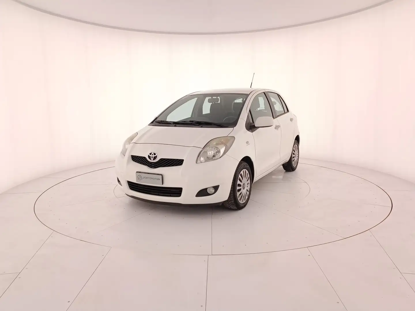 Toyota Yaris 1.3 5 porte Sol White - 1