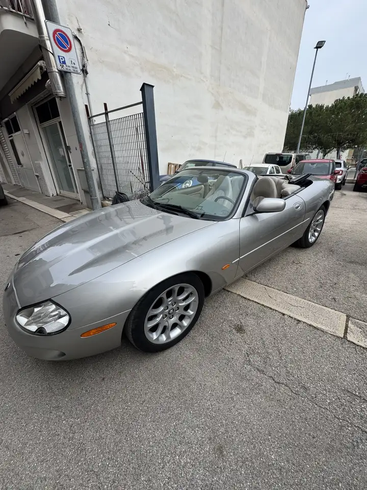 Jaguar XK8 Convertible 4.0, foto 11