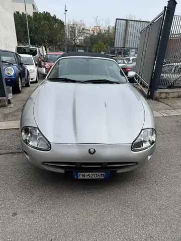 Jaguar XK8 Convertible 4.0
