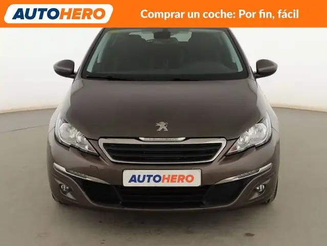 Peugeot 308 view 9