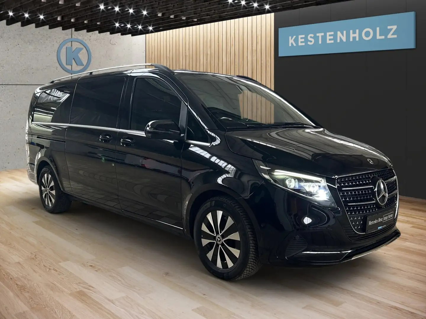 Mercedes-Benz V 300 AVANTGARDE EXTRA MBUX*STHZ*360°*MOPF*LEDER*E-TÜR Schwarz - 2